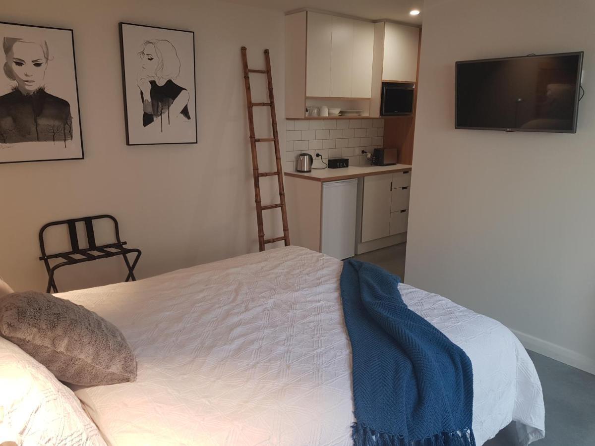 Modern, Private And Close To Town. Albury Bagian luar foto